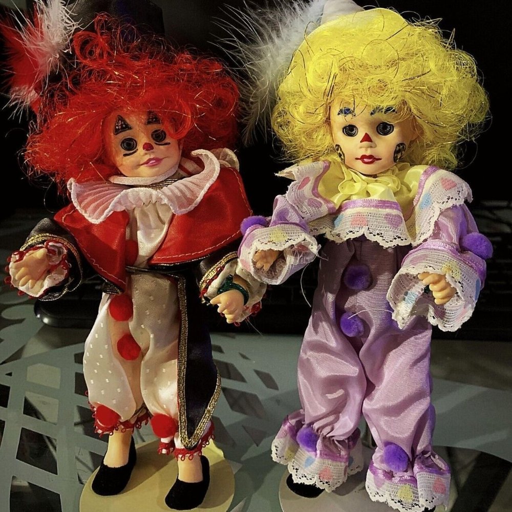 Robin Woods Dolls, Clown Series (1984) - QTY 2- they each include a stand- VTG